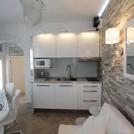 Family-friendly With Swimming Pool Lovran, Opatija - 14178 Apartment *