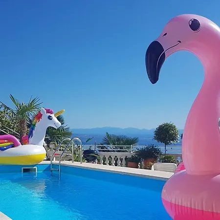 Family-friendly With Swimming Pool Lovran, Opatija - 14178 * 로브란