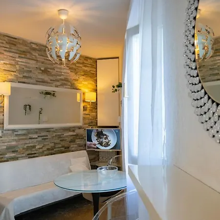 아파트 Family-friendly With Swimming Pool Lovran, Opatija - 14178 *