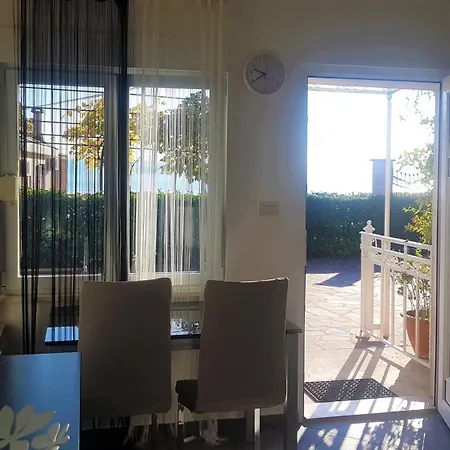 아파트 Family-friendly With Swimming Pool Lovran, Opatija - 14178 *