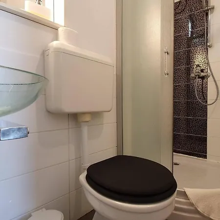 Family-friendly With Swimming Pool Lovran, Opatija - 14178 Apartament