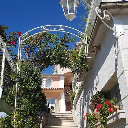 Family-friendly With Swimming Pool Lovran, Opatija - 14178 Apartamento Lovran
