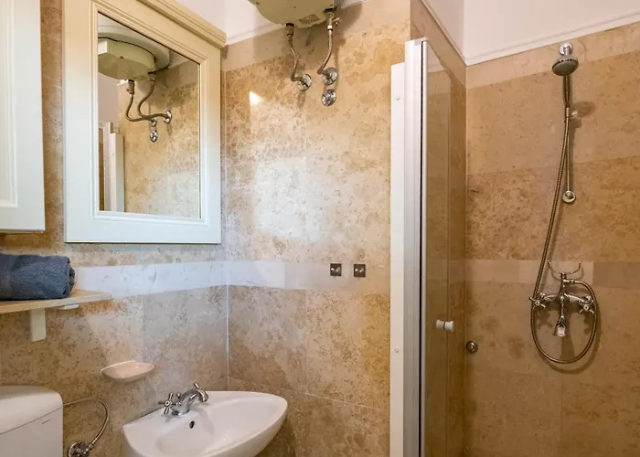 شقة Family-friendly With Swimming Pool Lovran, Opatija - 14178 لوفغان