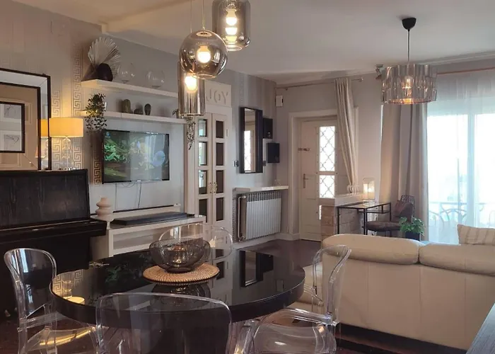 Family-friendly With Swimming Pool Lovran, Opatija - 14178 * لوفغان