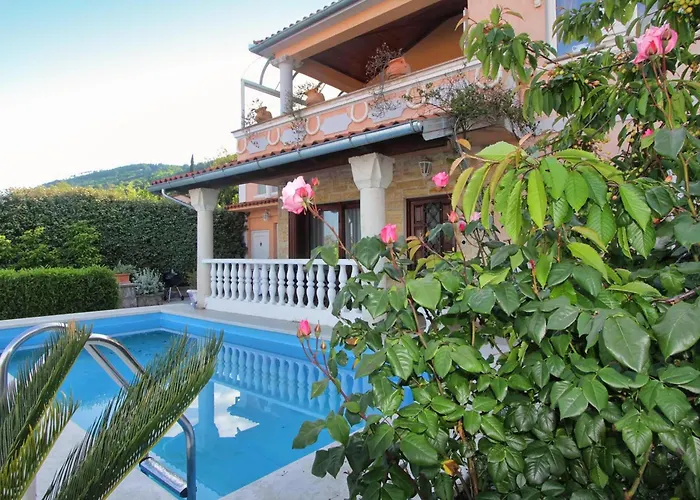 Family-friendly With Swimming Pool Lovran, Opatija - 14178 Lovran